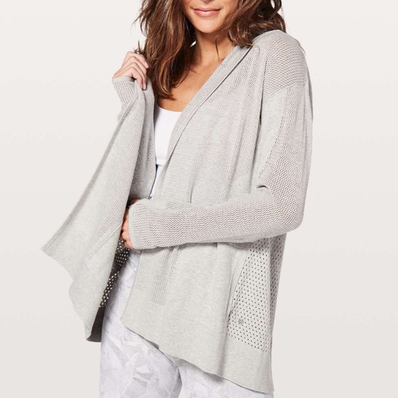 lululemon Still Movement Wrap - Picture 2 of 8